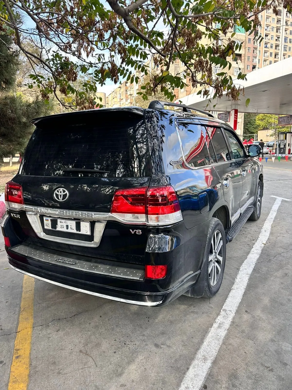 Land Cruiser